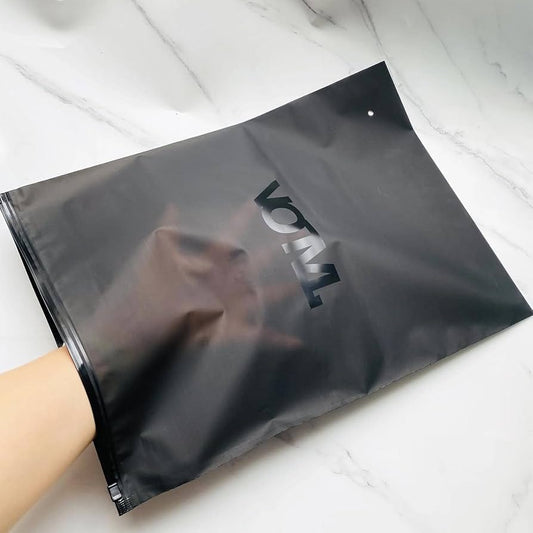 Custom Black Frosted Zipper Bags for Clothing